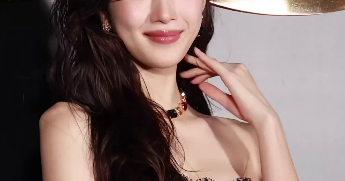 Moon Gayoung at Dolce26Gabbana photocall2C 24 October 2024 01